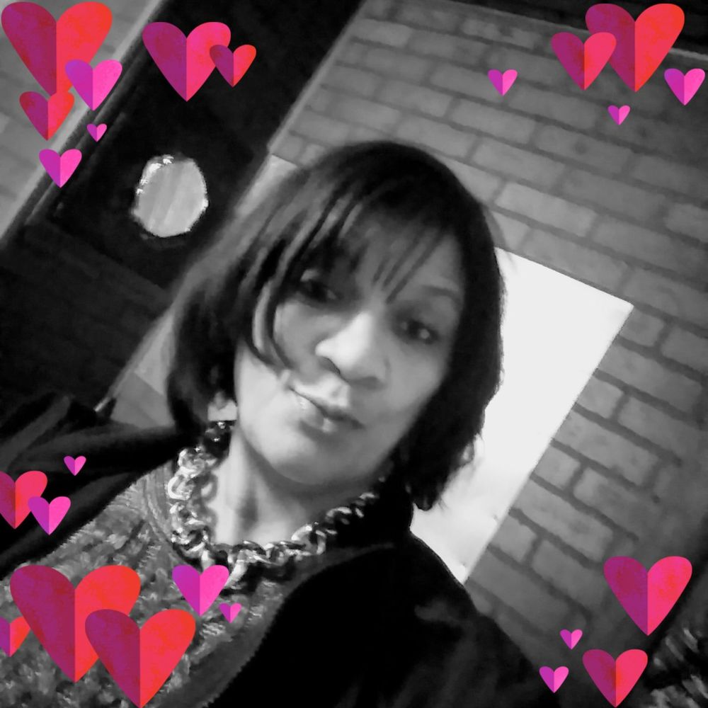 Meet your Posher, Lutrecia